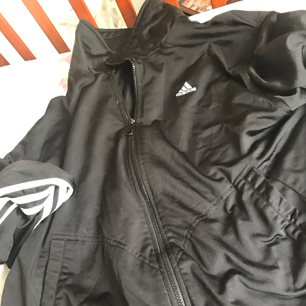 adidas Men zip up jacket size XL